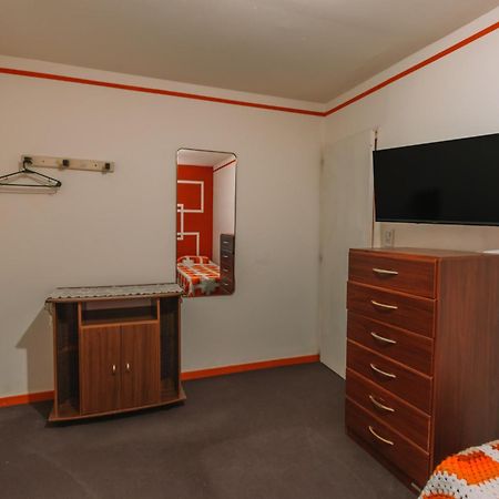 Habitaciones Mary 2 Camas Simples En Casa Compartida Ushuaia Exteriér fotografie