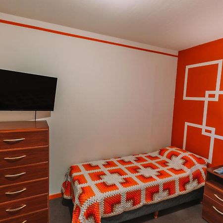 Habitaciones Mary 2 Camas Simples En Casa Compartida Ushuaia Exteriér fotografie